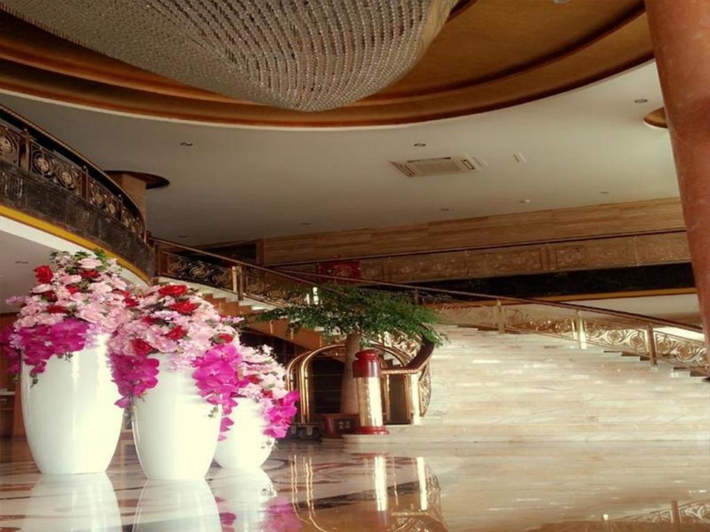 Star World Hotel Naypyidaw Zewnętrze zdjęcie