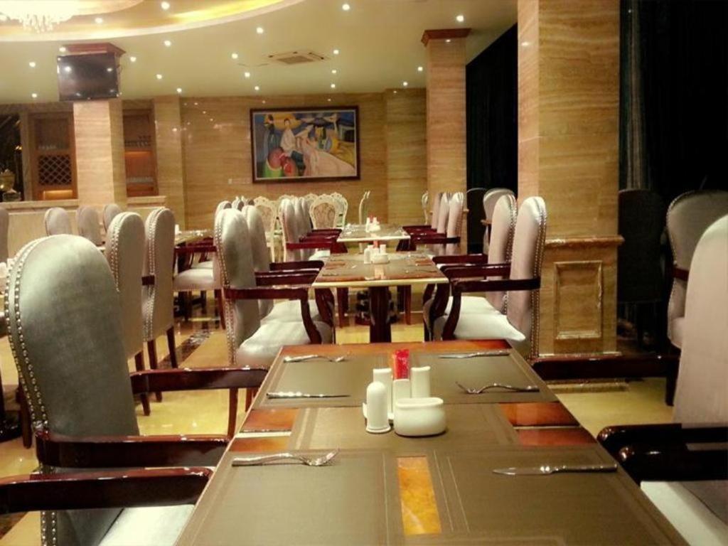 Star World Hotel Naypyidaw Zewnętrze zdjęcie