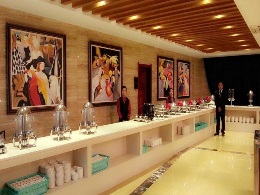 Star World Hotel Naypyidaw Zewnętrze zdjęcie