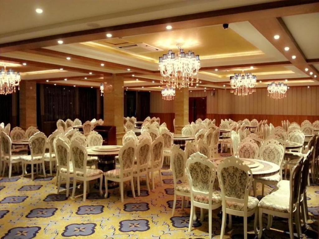 Star World Hotel Naypyidaw Zewnętrze zdjęcie